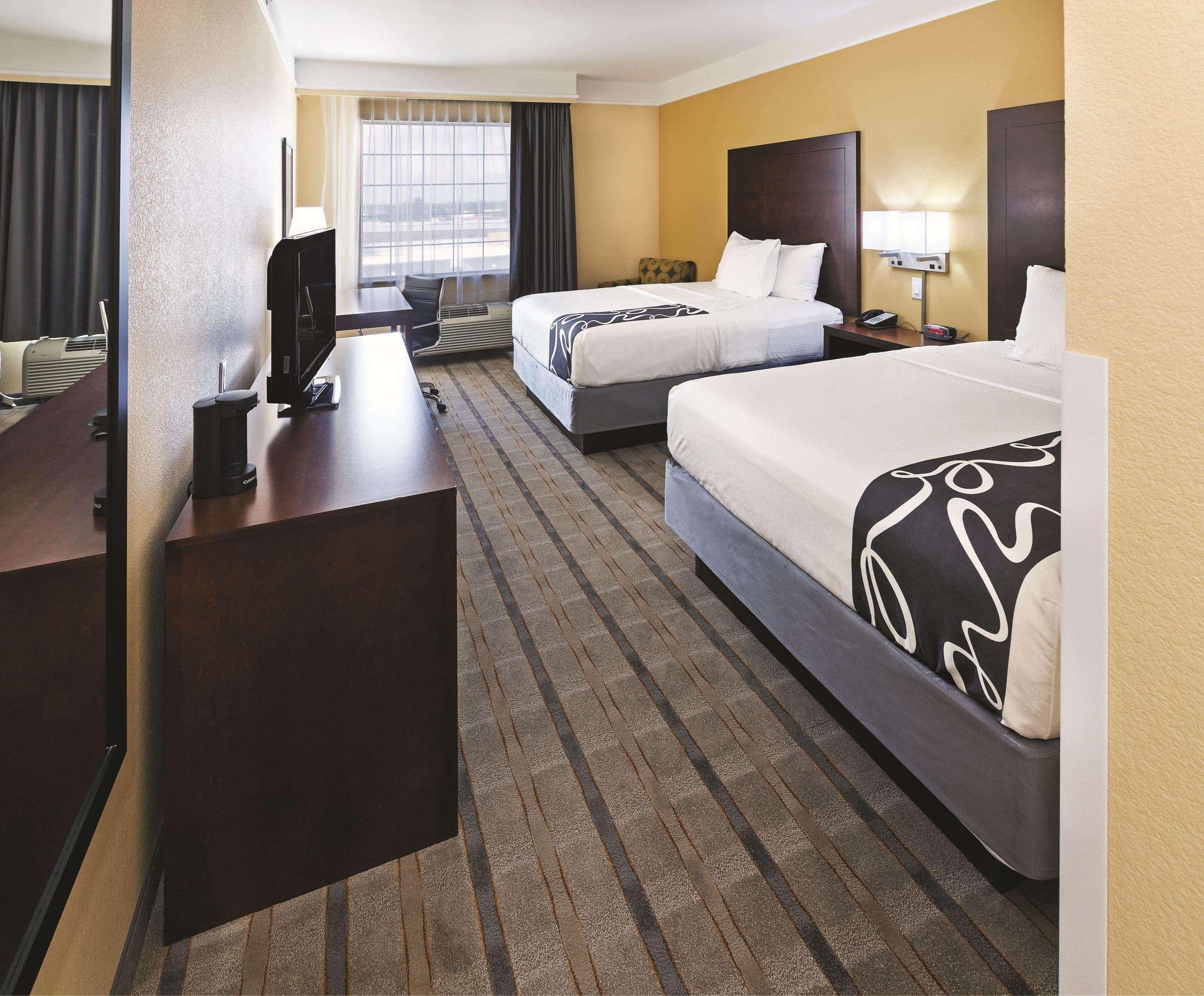 La Quinta By Wyndham Houston Nw Beltway8/westrd 3*