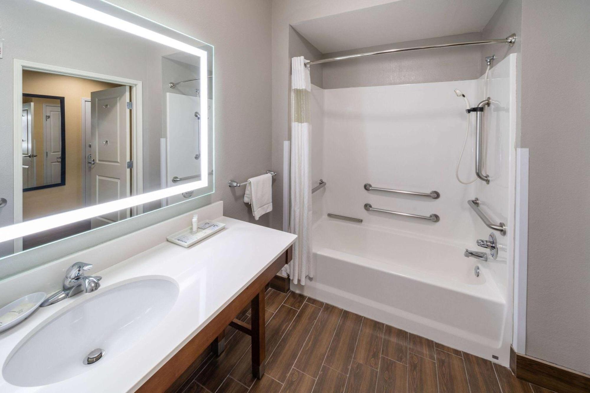 Hotel La Quinta By Wyndham Houston Nw Beltway8/westrd Jersey Village