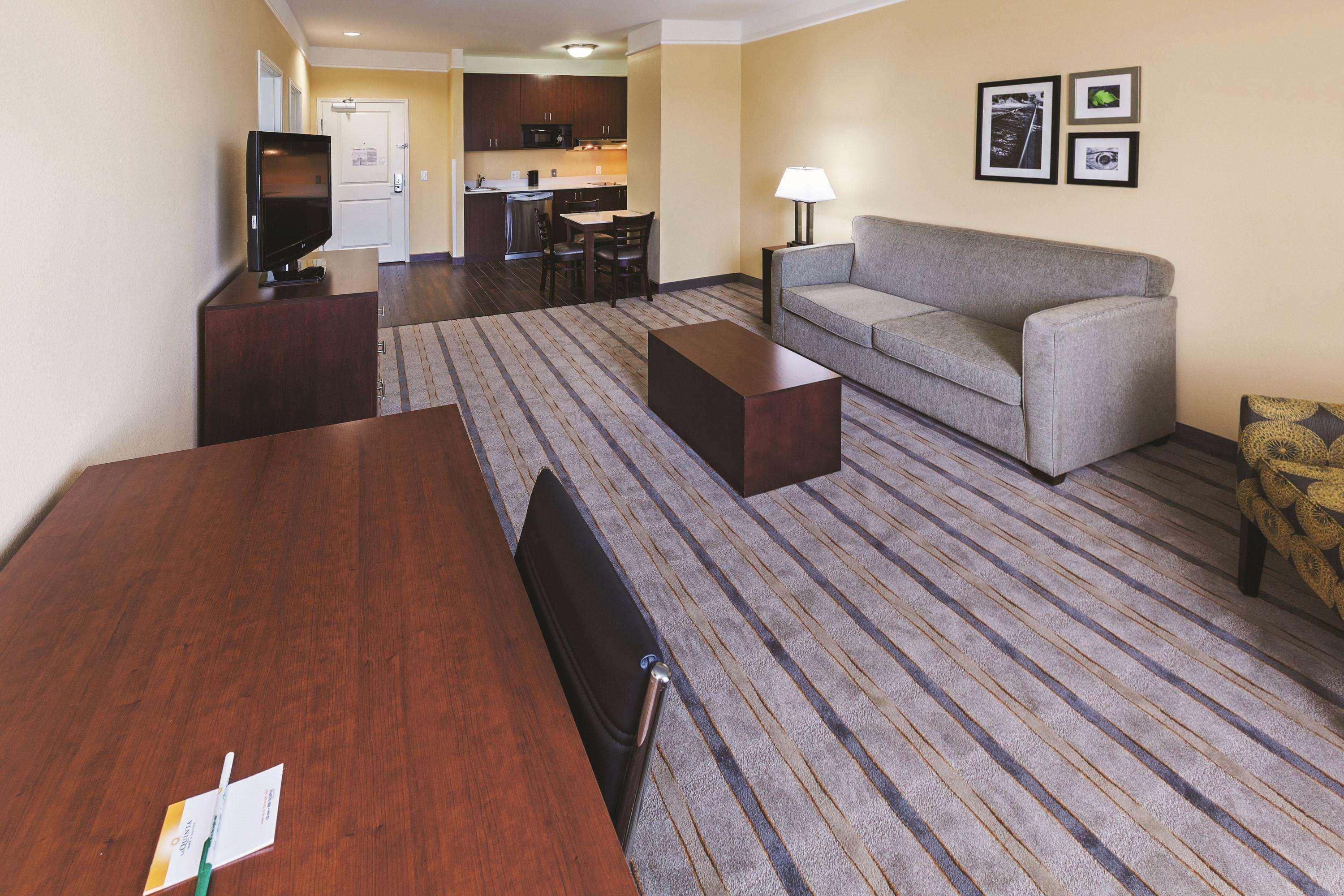 Hotel La Quinta By Wyndham Houston Nw Beltway8/westrd