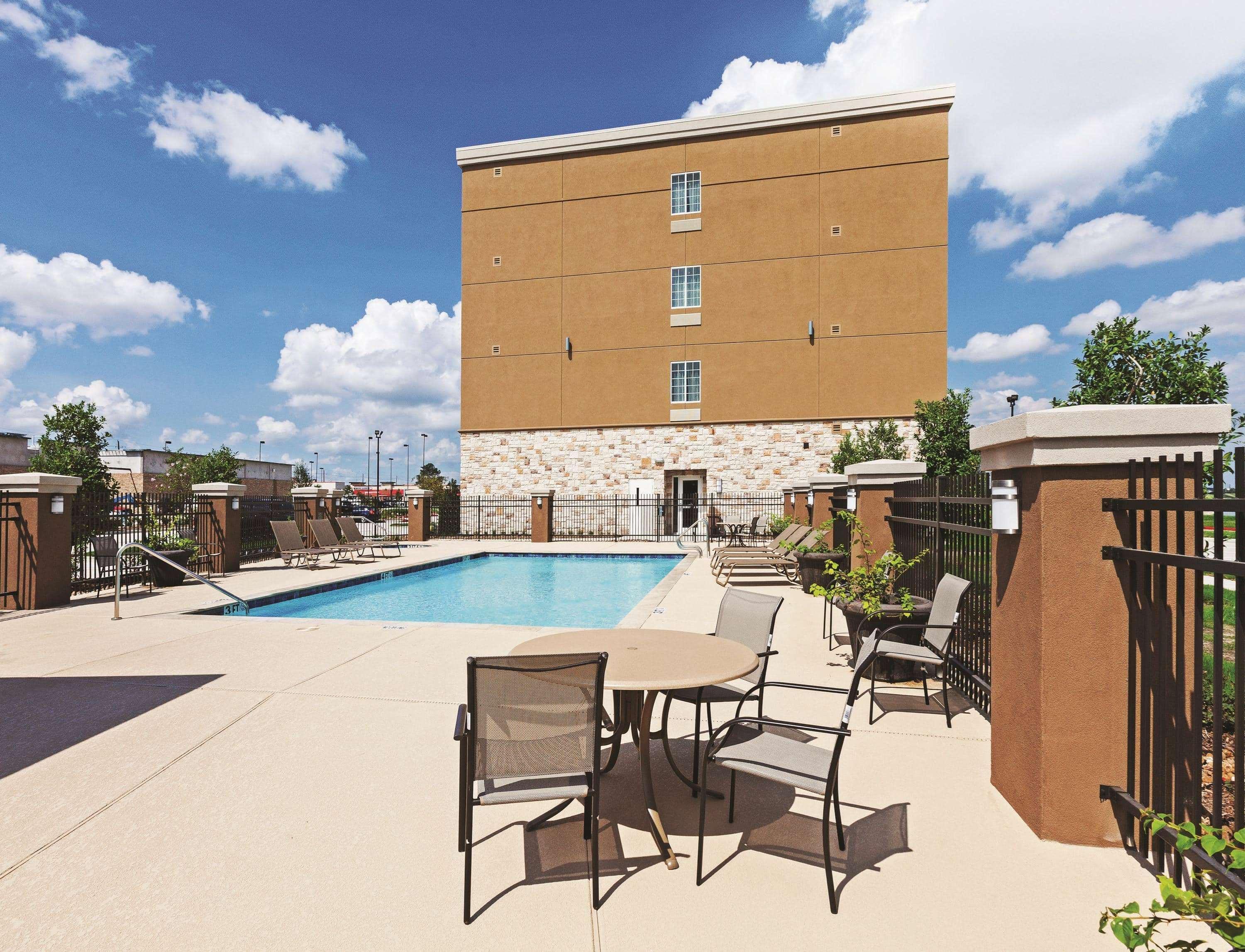 La Quinta By Wyndham Houston Nw Beltway8/westrd 3*