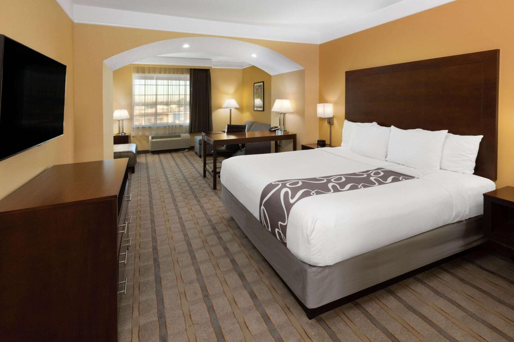 La Quinta By Wyndham Houston Nw Beltway8/westrd 3*